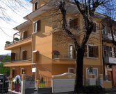 Home's photo