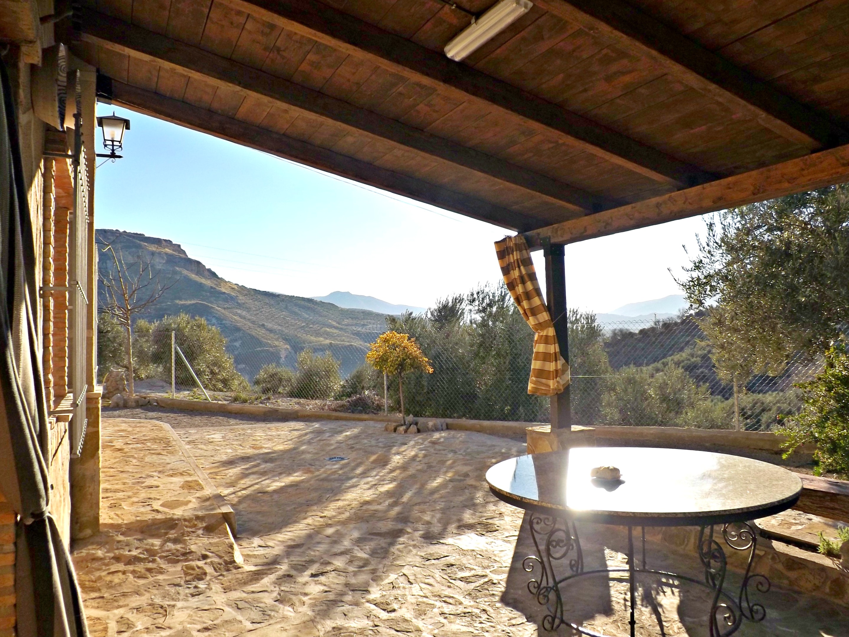 Villa mit 5 Schlafzimmern mit privatem Pool und ei