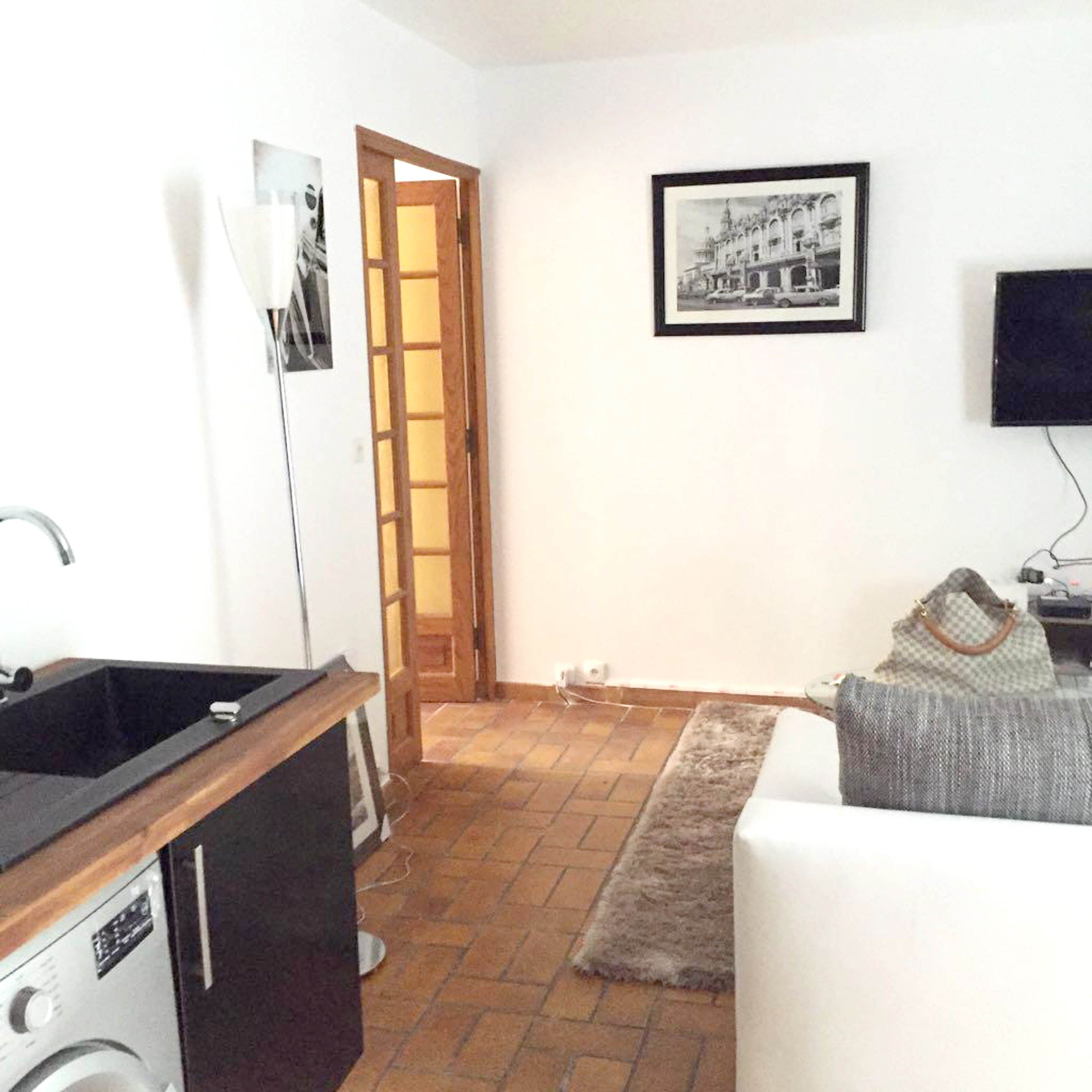 Haus mit 4 Schlafzimmern mit eingezäuntem Gar