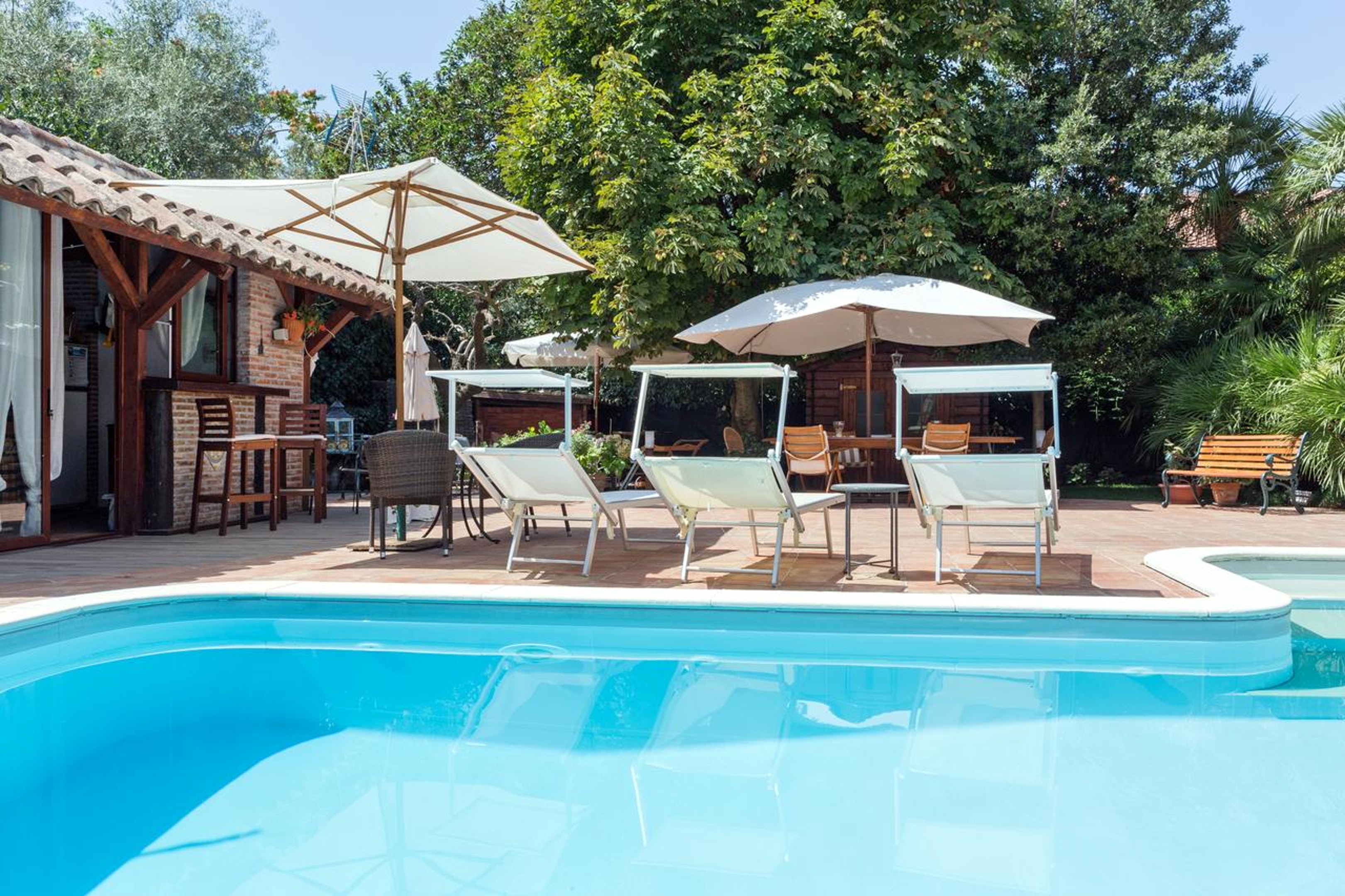 Wohnung mit 2 Schlafzimmern in Ragalna mit privatem Pool eingezäuntem Garten und W LAN 20 km vom Strand entfernt