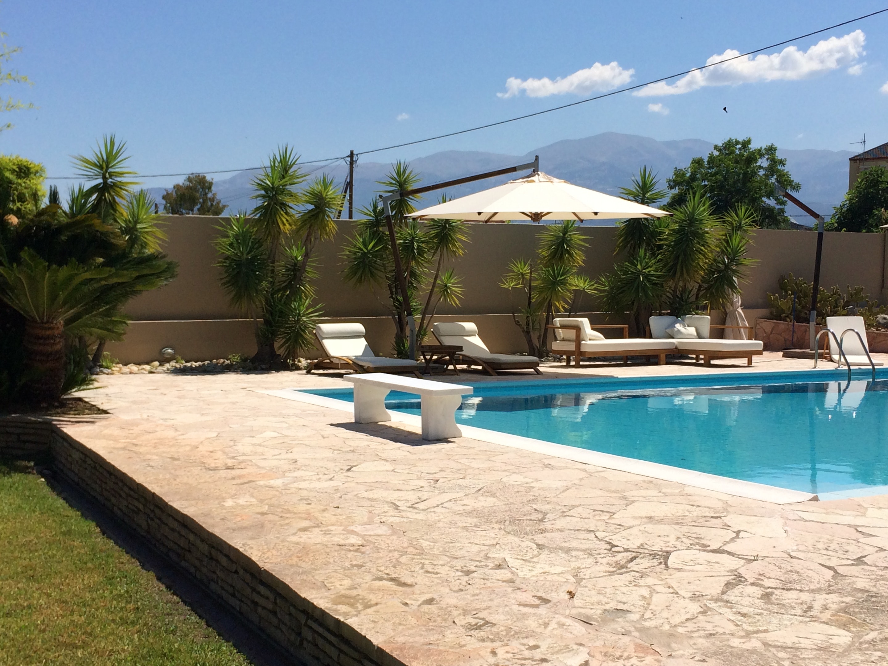 Haus mit 4 Schlafzimmern in Roitika mit herrlichem Meerblick privatem Pool eingezäuntem Garten 300 m vom Strand entfernt