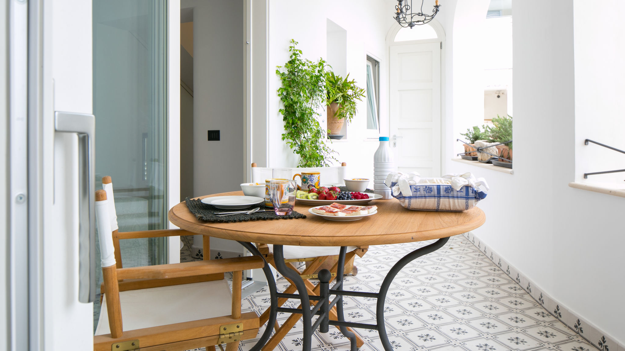 Gouache House Capri