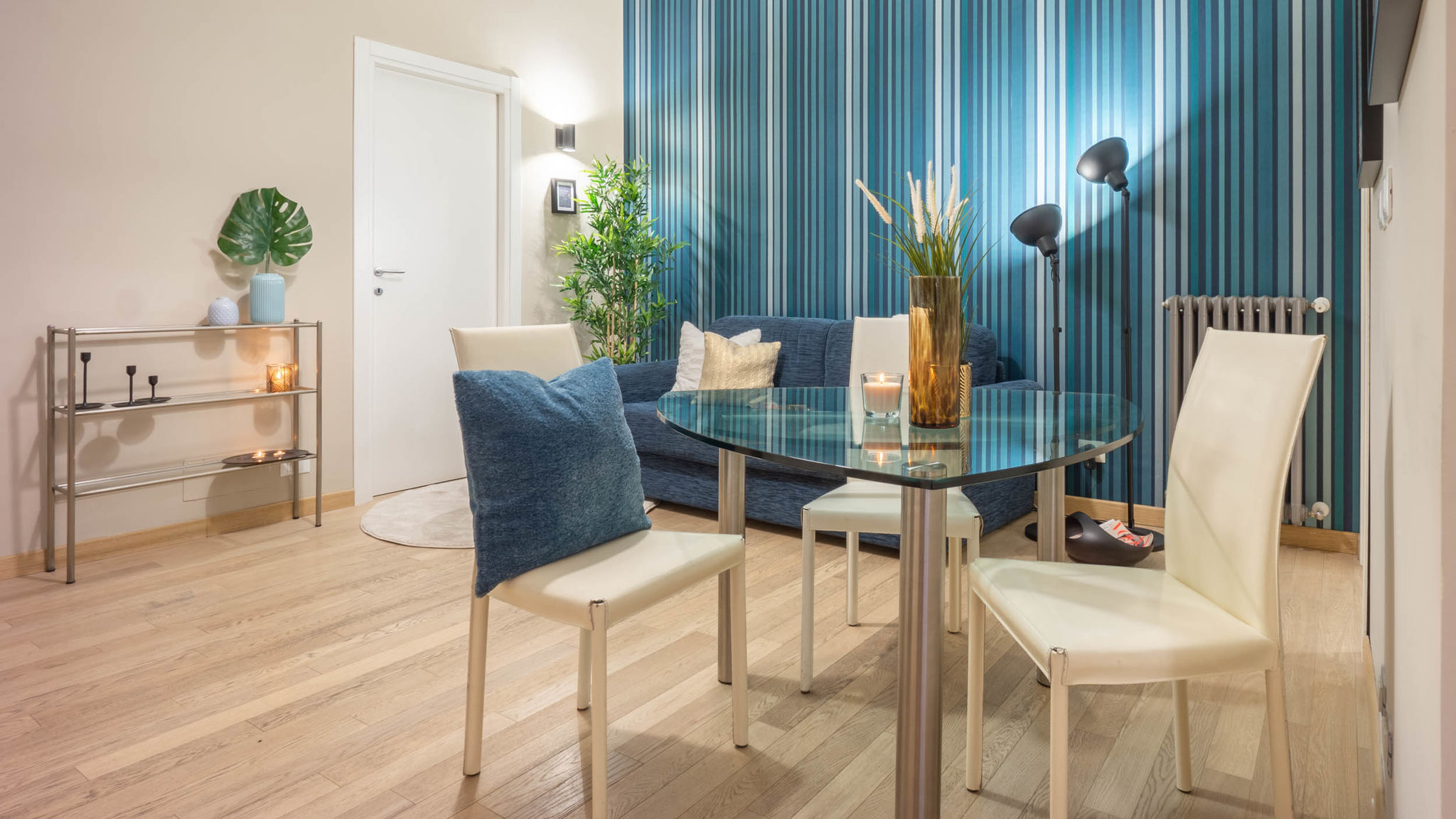 Blue Apartment Colosseum