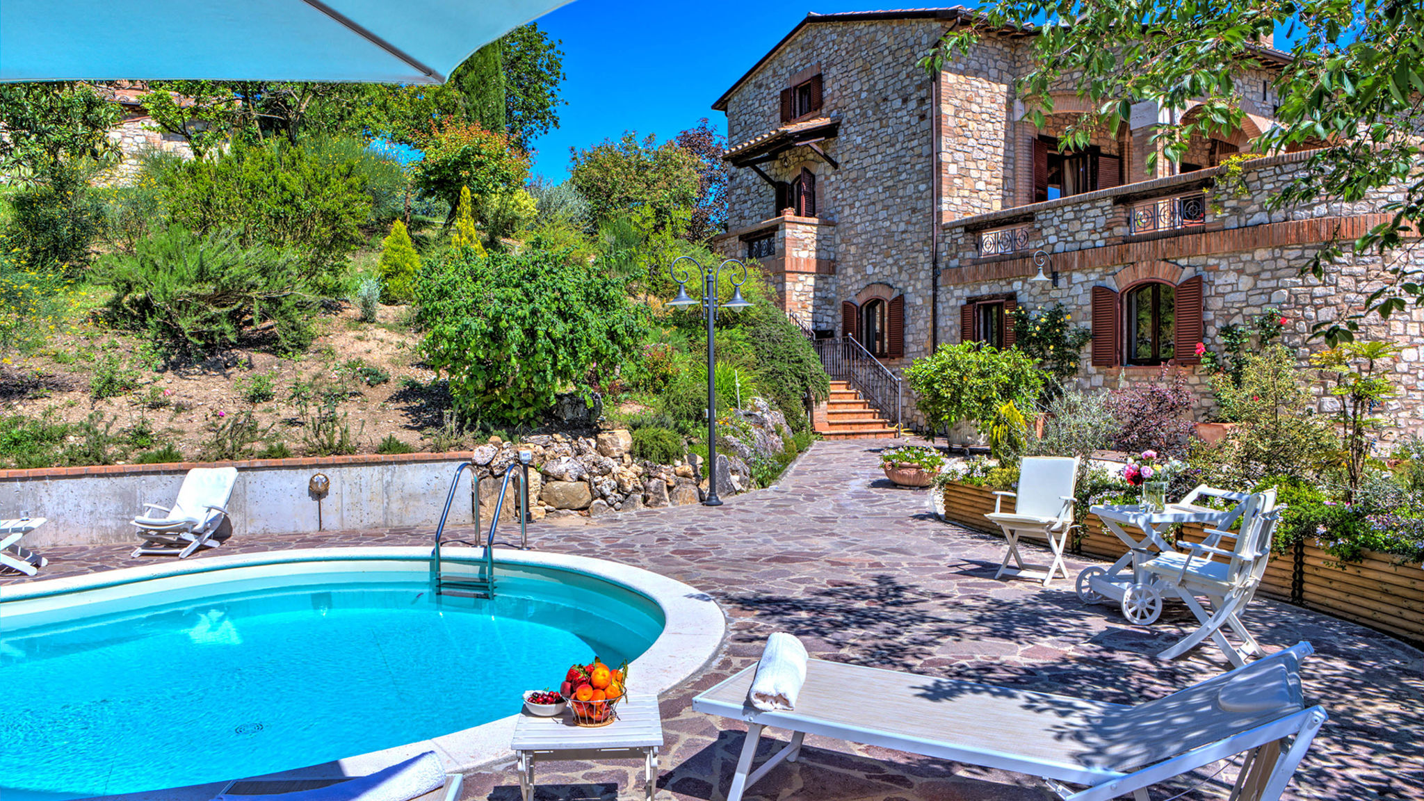 Amorosa House 9+1