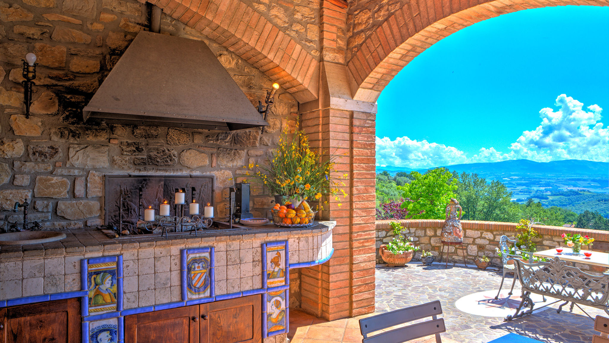 Amorosa House 9+1