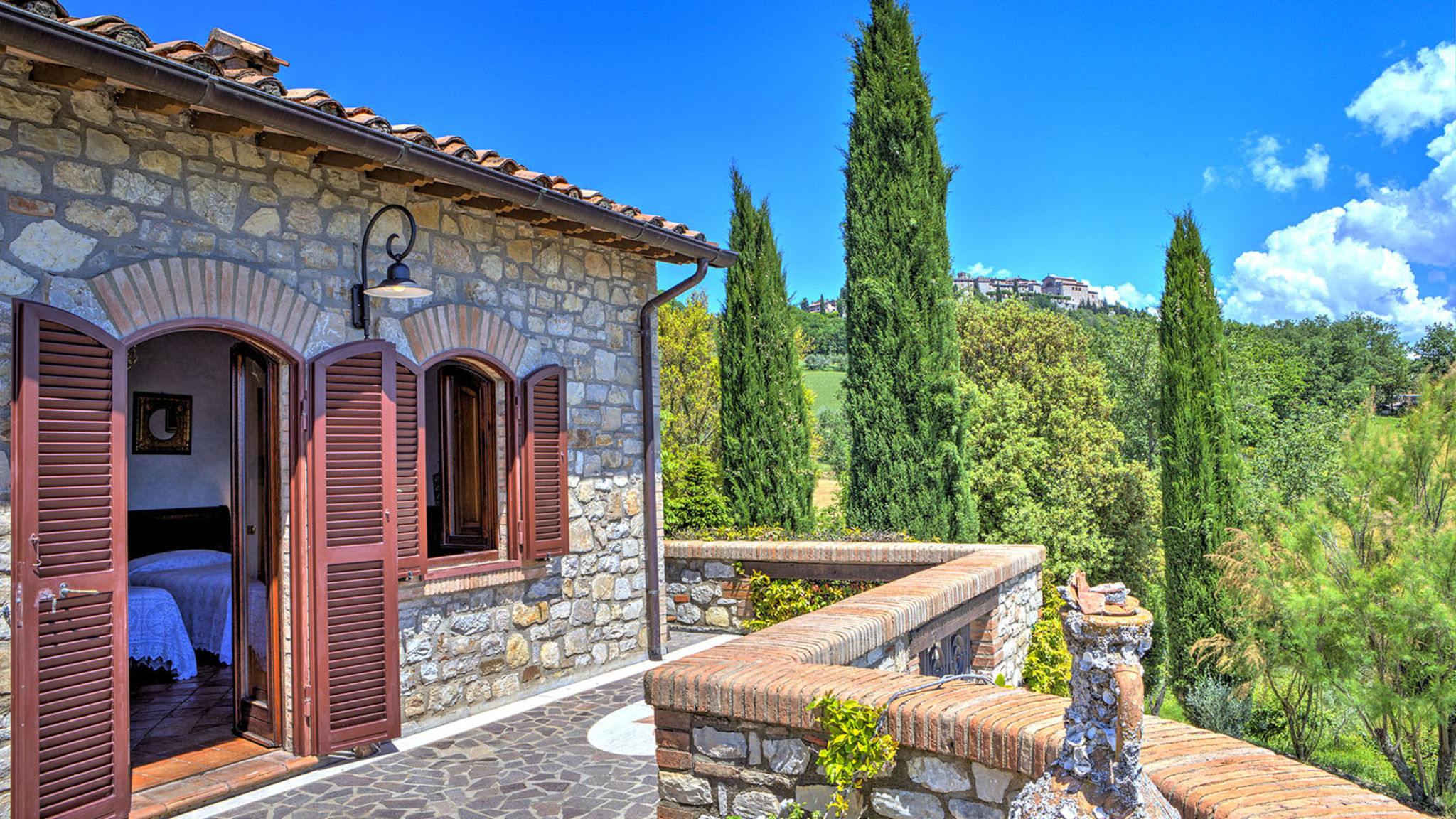 Amorosa House 9+1