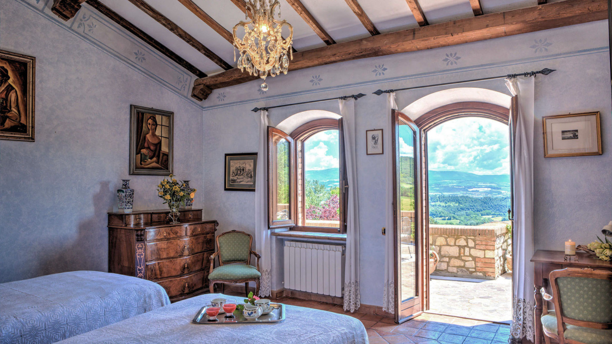 Amorosa House 9+1