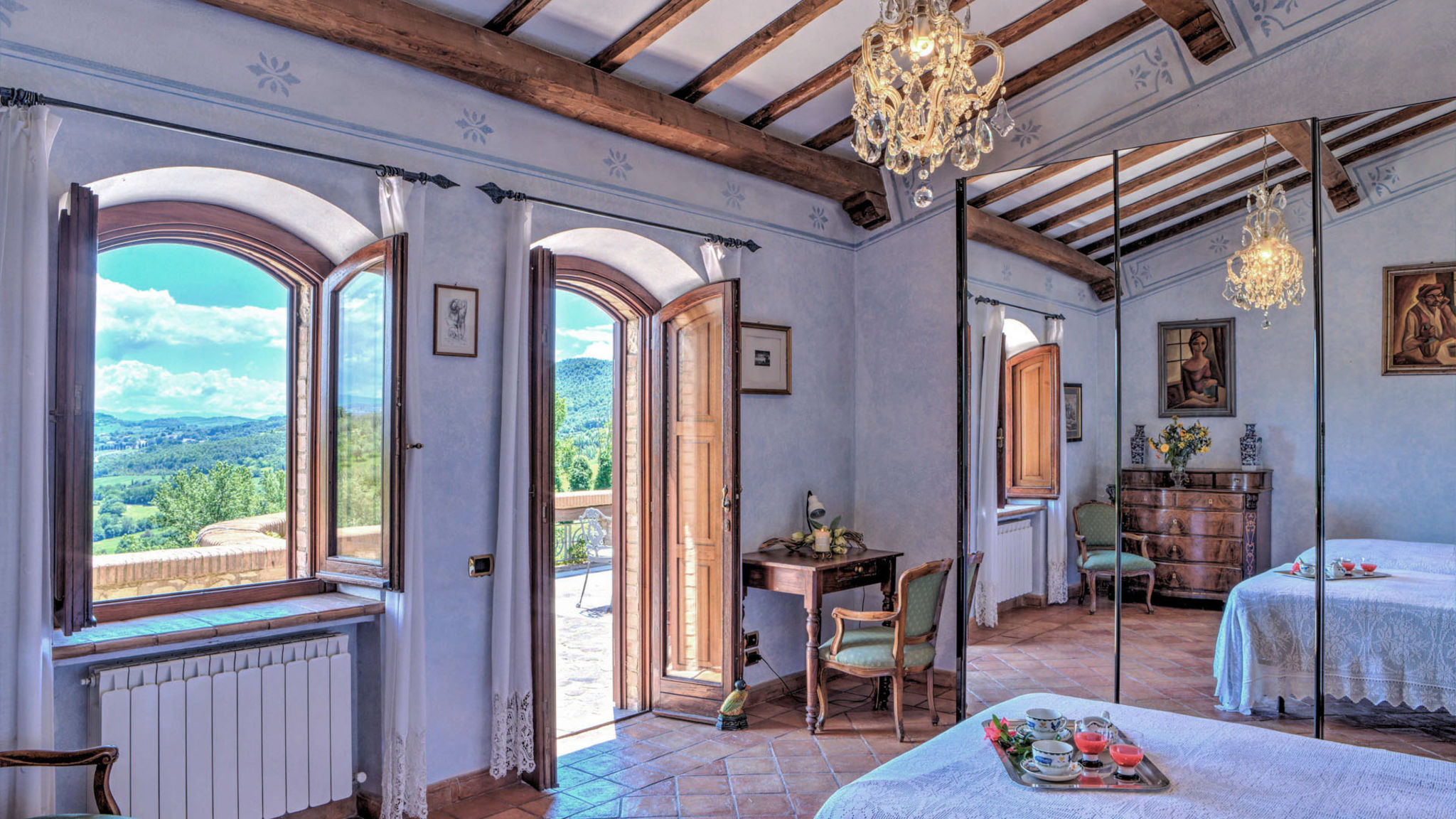 Amorosa House 9+1