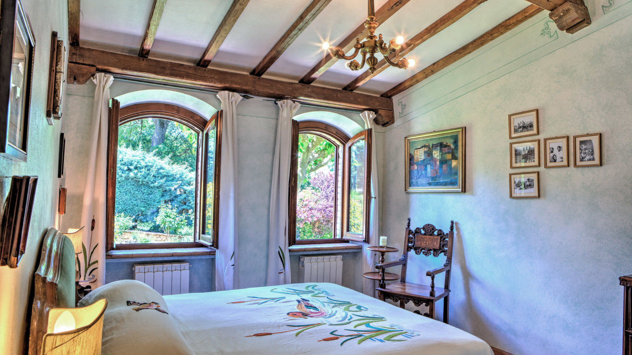 Amorosa House 9+1