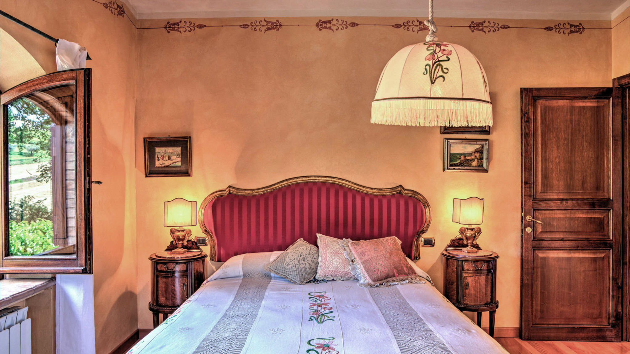 Amorosa House 9+1