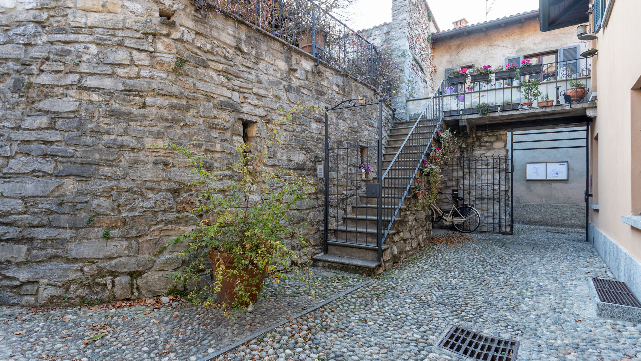 Italianway Como Ice Queen Chamber