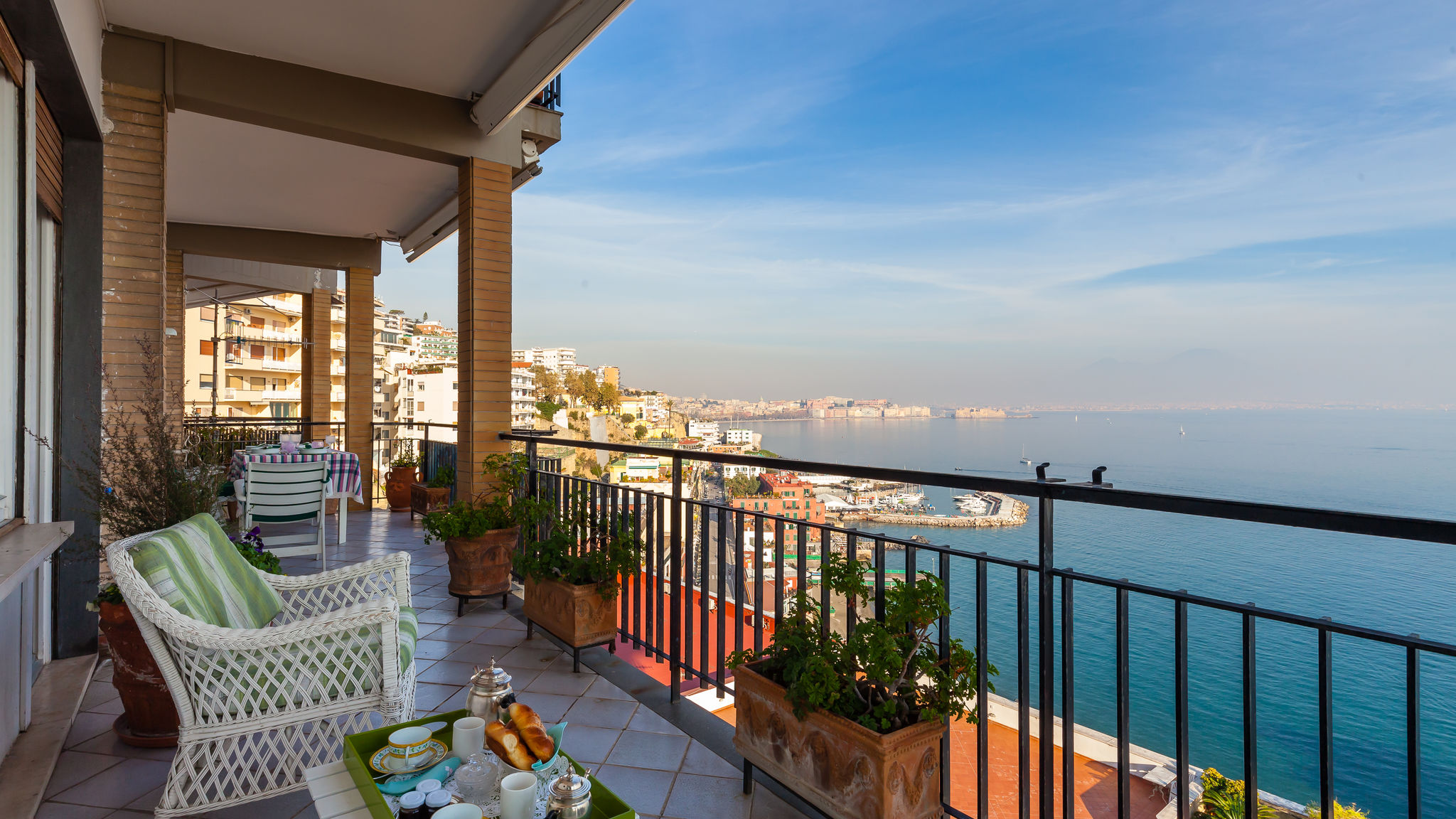 Napoliapartments.it (per Apt commercializzati) Napoli O-House Posillipo