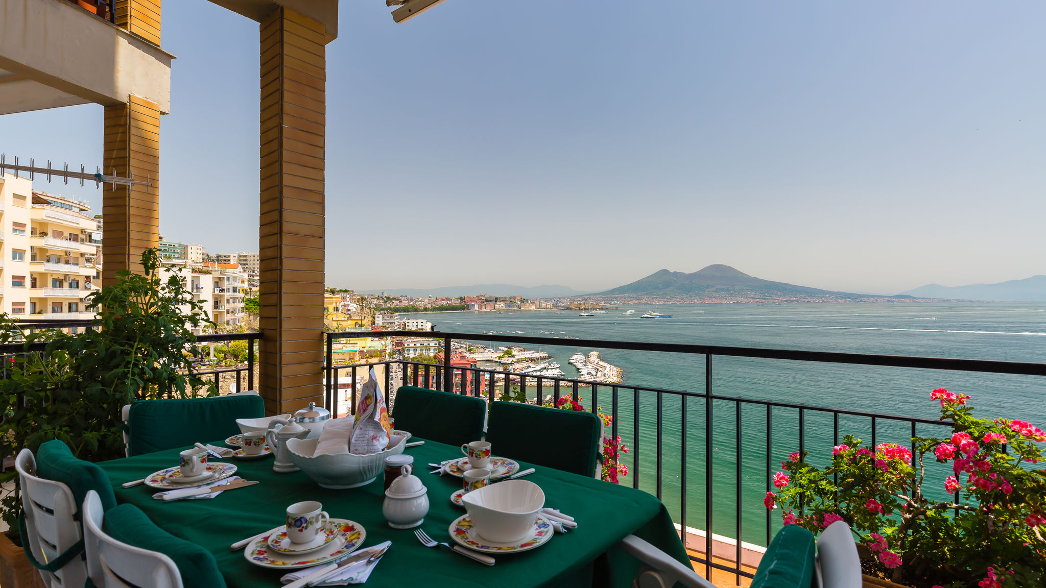 Napoliapartments.it (per Apt commercializzati) Napoli O-House Posillipo