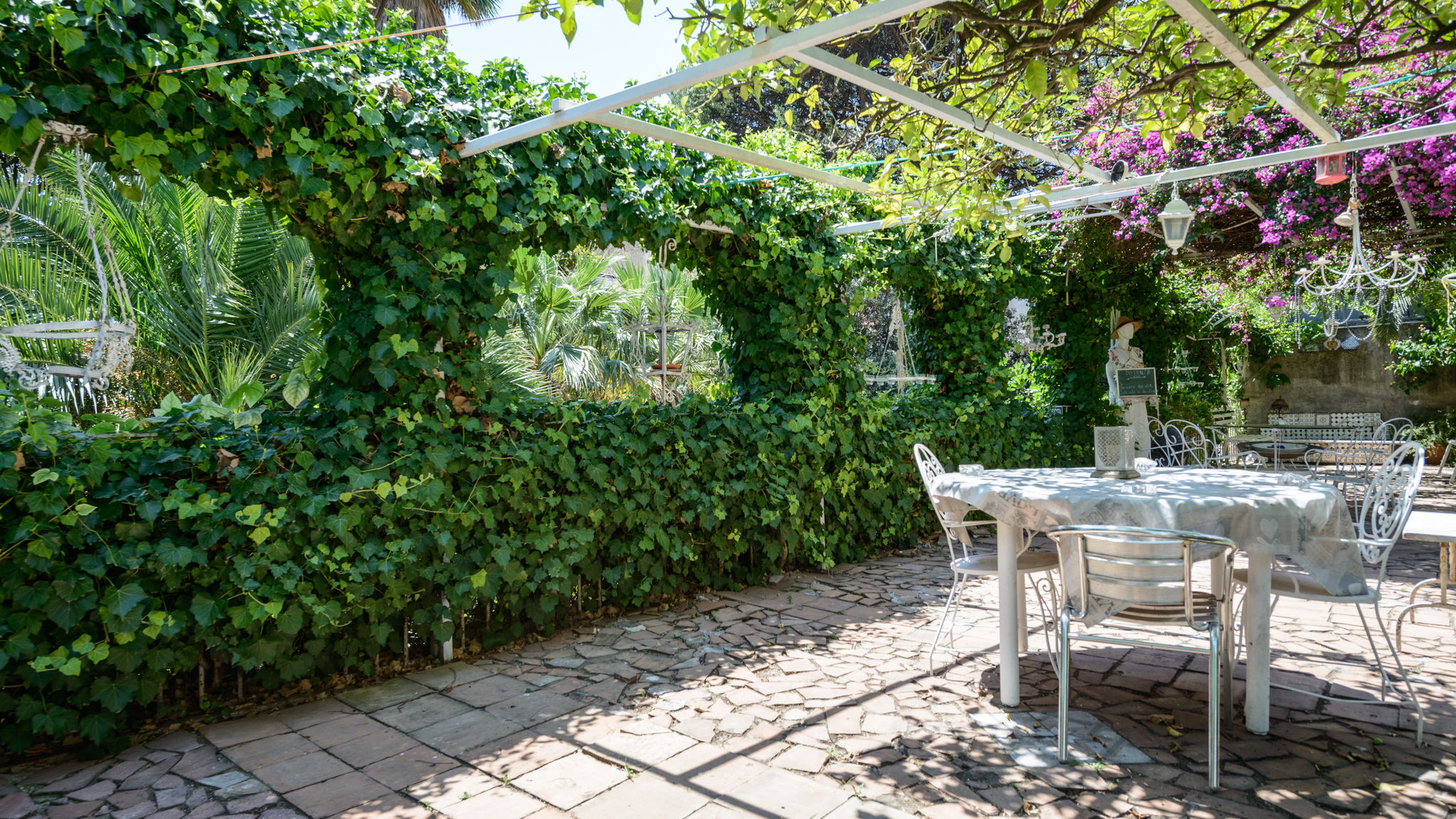 Giardino Segreto - Via Foria 216 (Tavernetta)