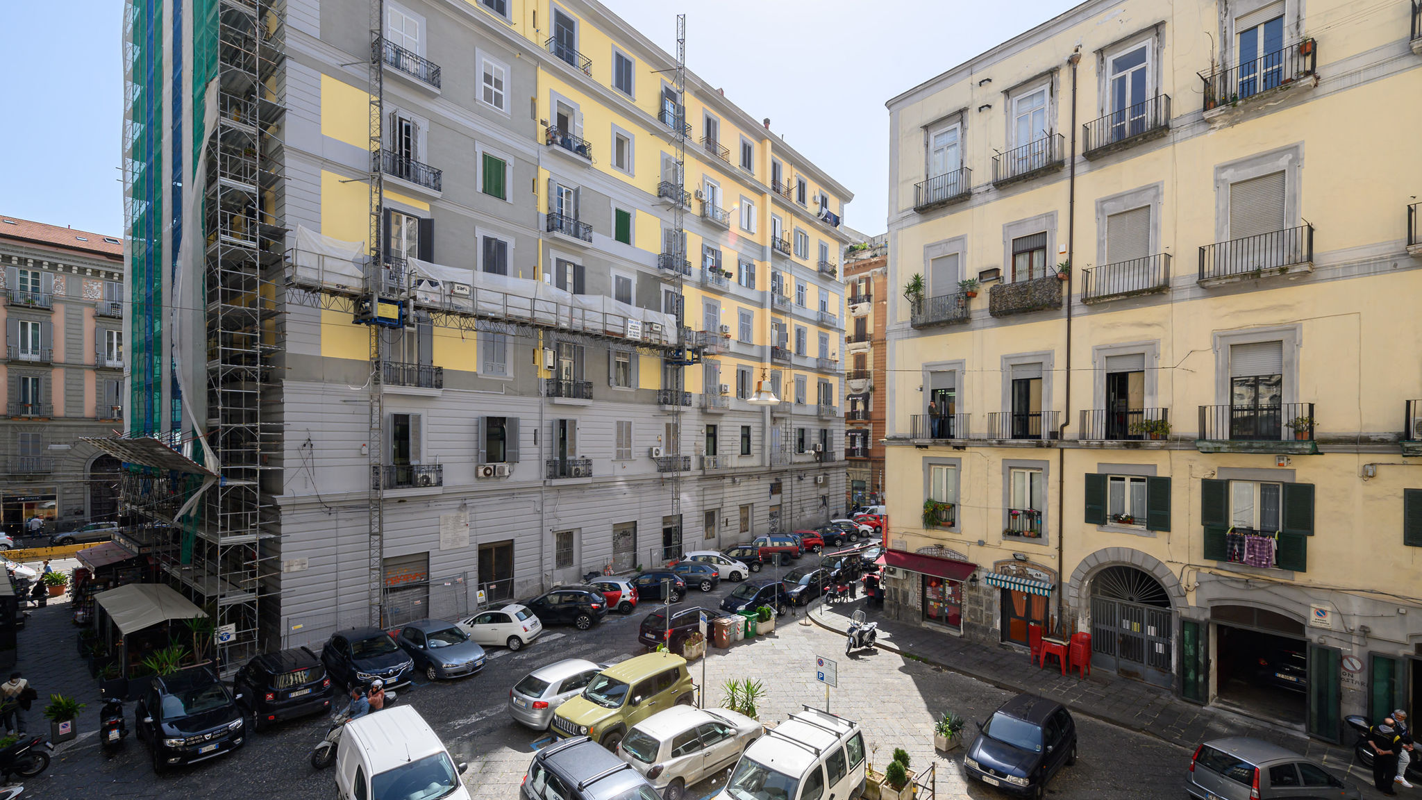 Piazza Portanova 11 - Appartamento Grande