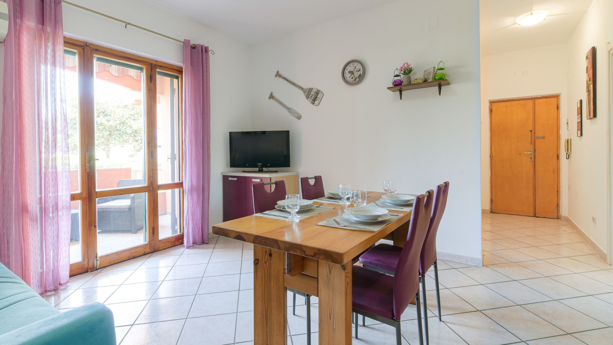 Lido 97 Beachfront