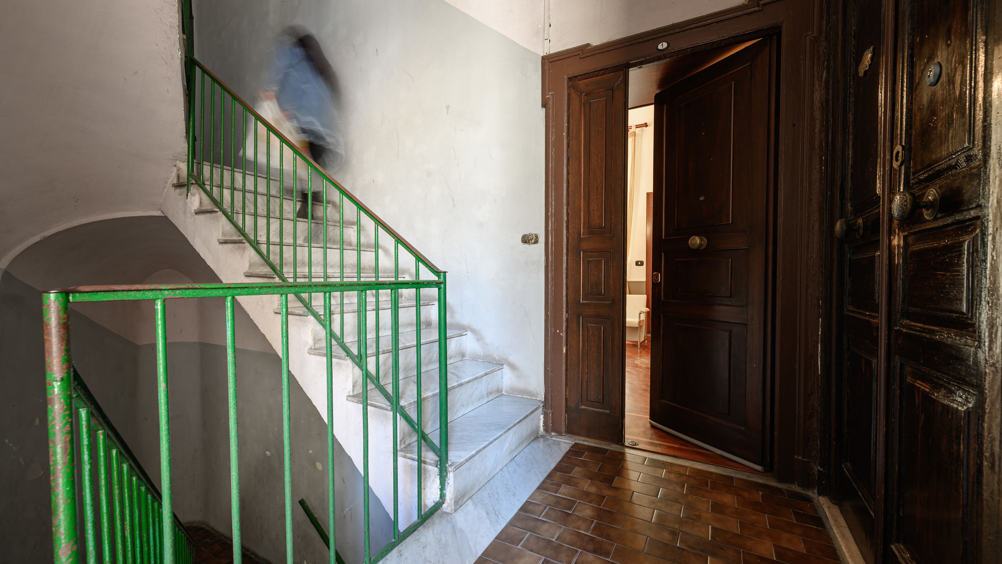 Via M. Guadagno n.32
