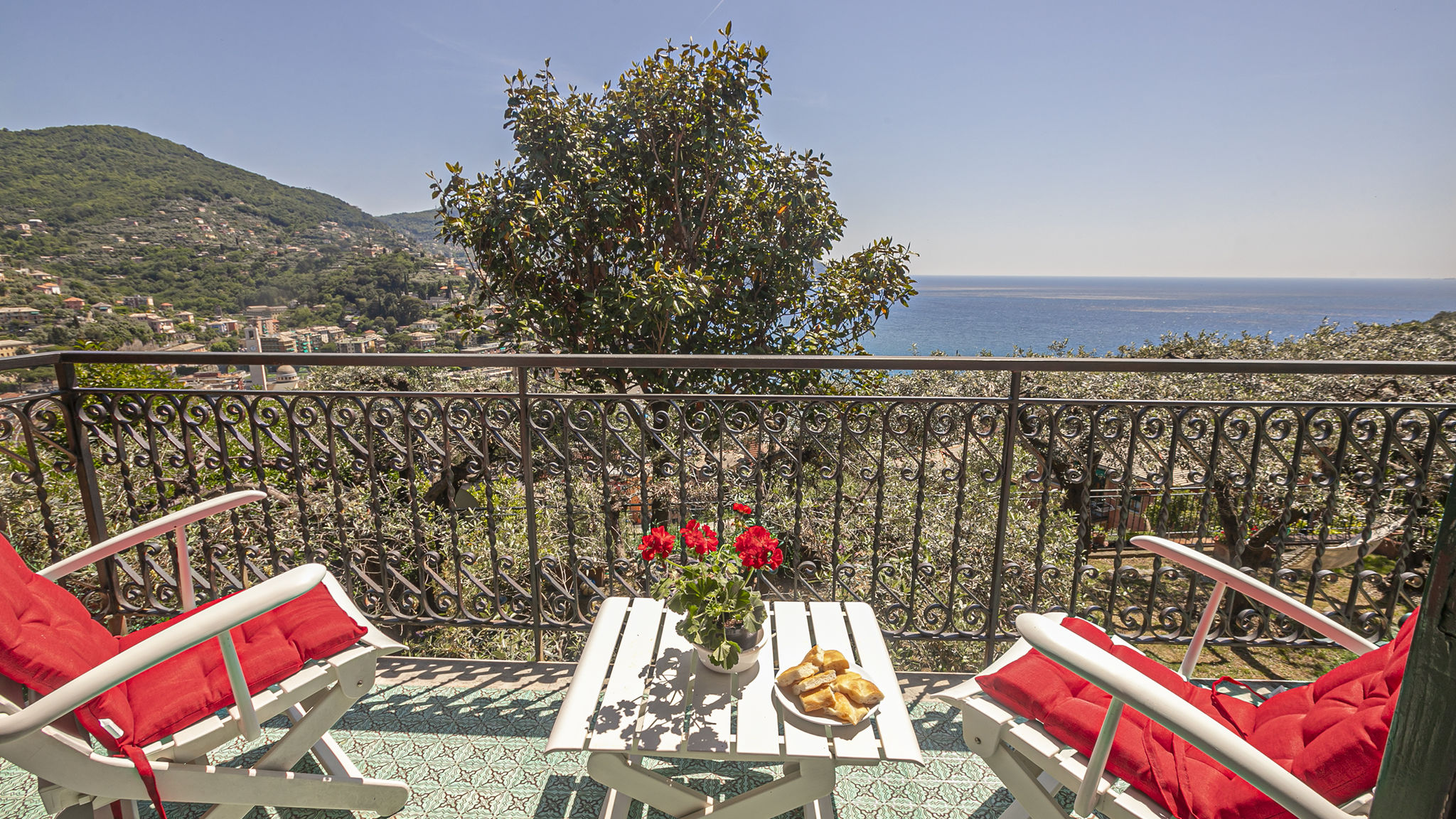 Megli Sea View