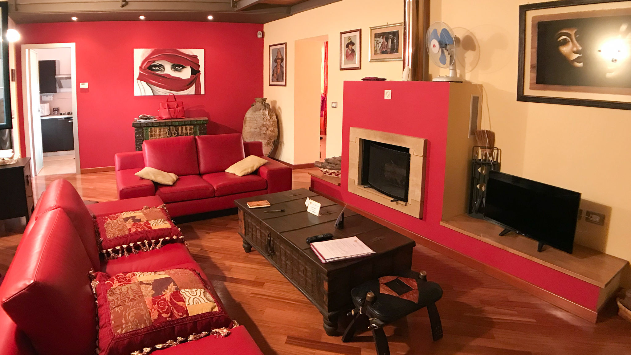 Ethnic Chic Apartment by Ortigiaapartments