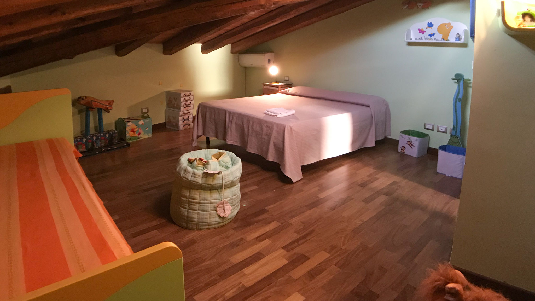 Ethnic Chic Apartment by Ortigiaapartments