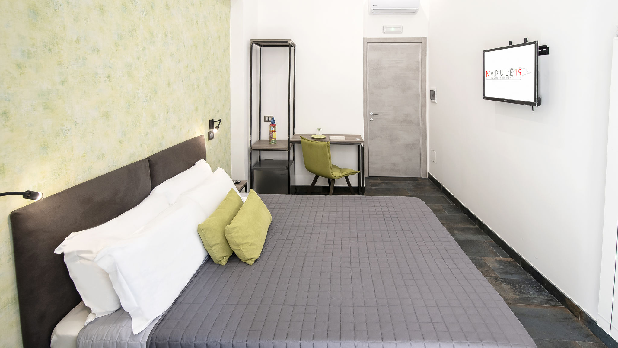 Napoliapartments.it (per Apt commercializzati) Napoli Napul'è 19 -  Doppia 2