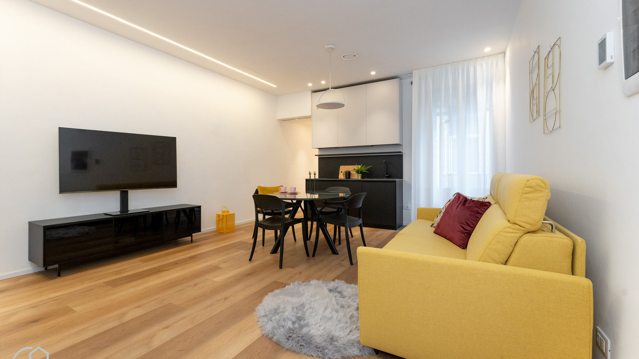 Modern House Province - Intera