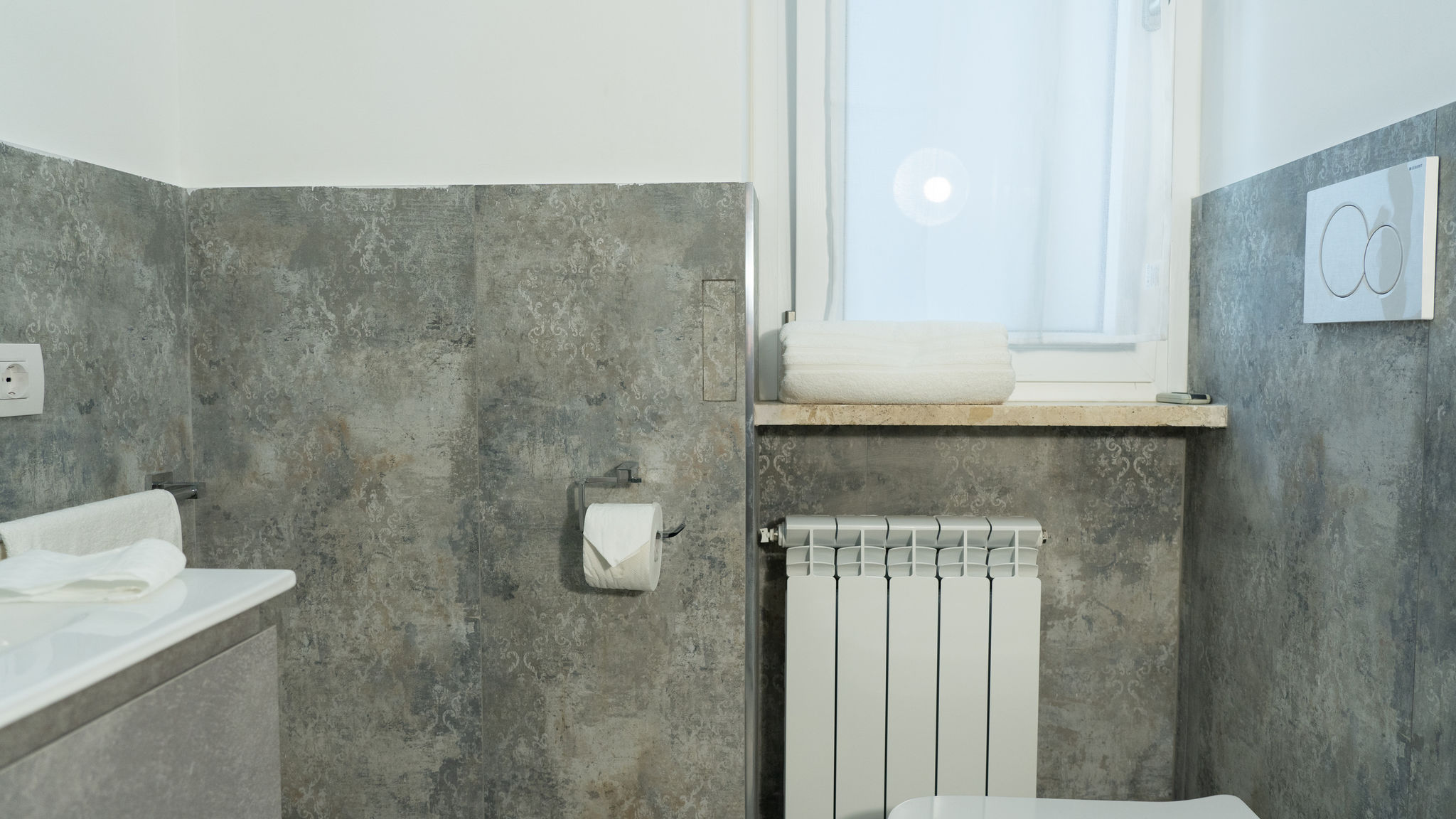 Piazza Mazzini Apartment by CDA Accommodation 