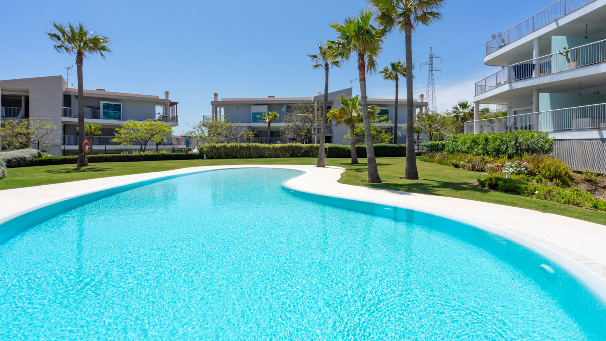 Sunny terrace with Jacuzzi in El Higueron Ref 26_OLD_OWNER