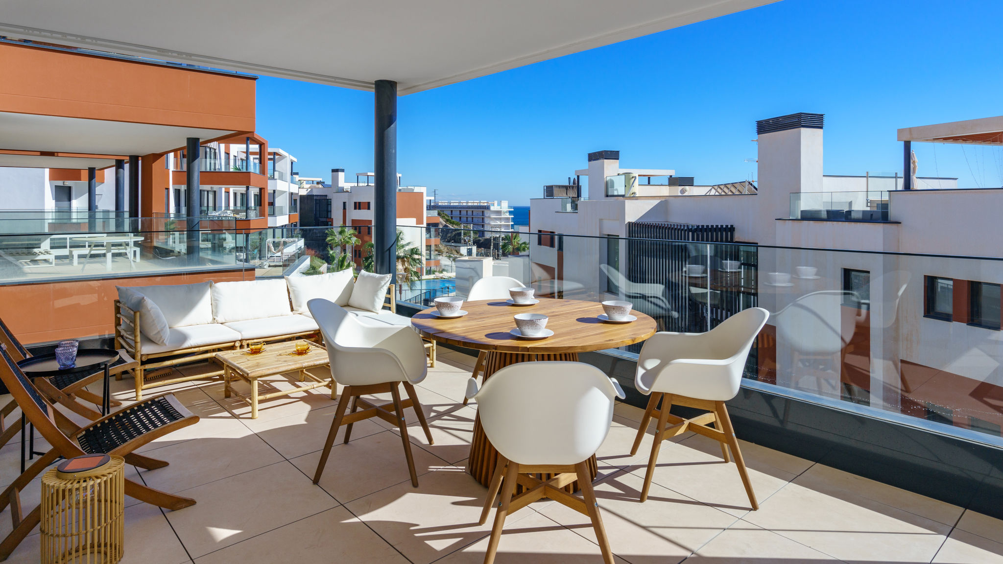 Middel Views Apartment with pool Ref 66 (OLD)