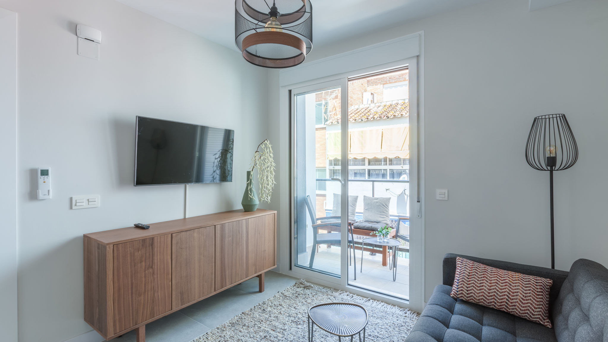 Flat in the bustling center of Fuengirola Ref 99 (OLD)