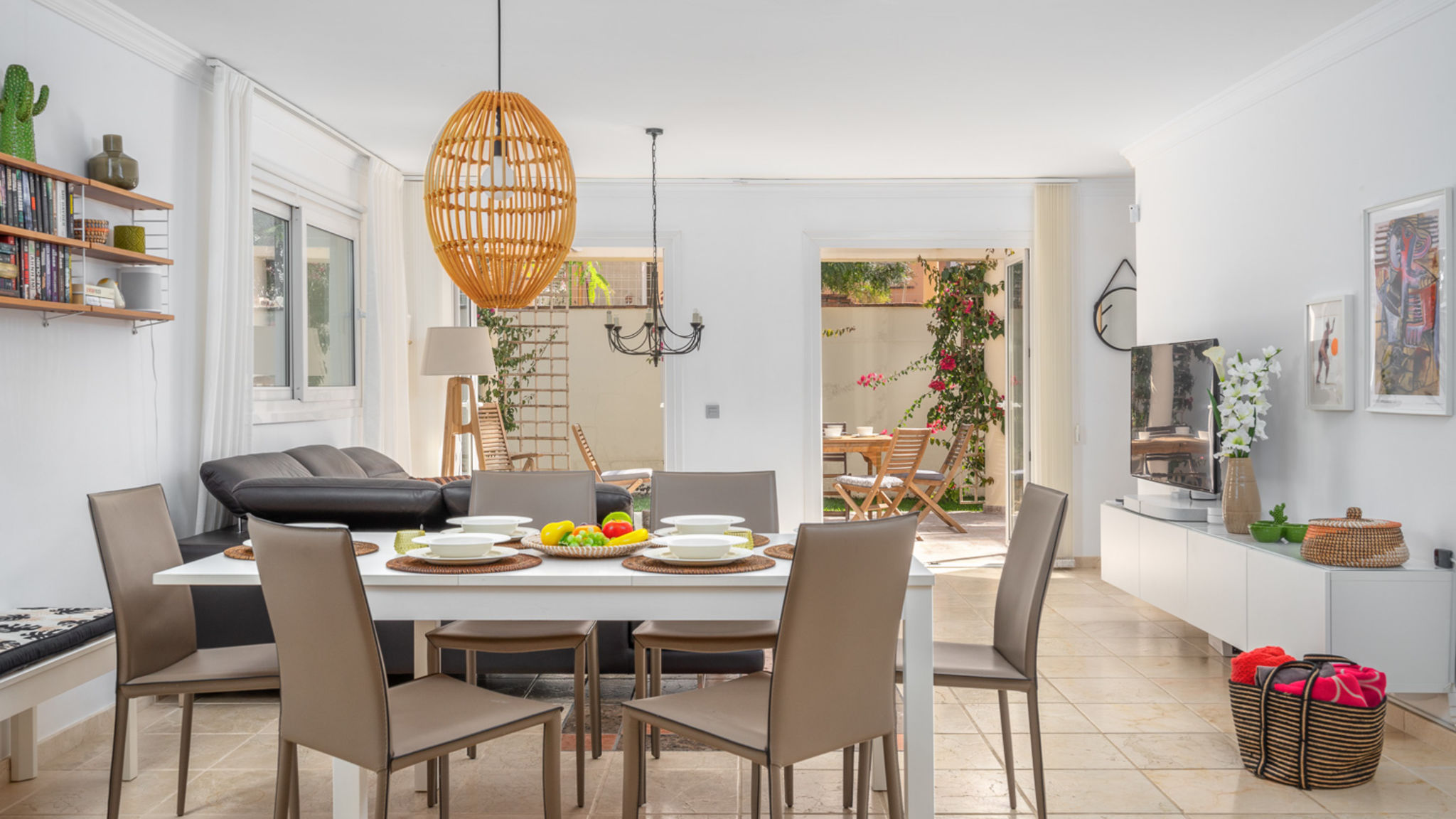 El Paraiso luxurious villa in Estepona Ref M3