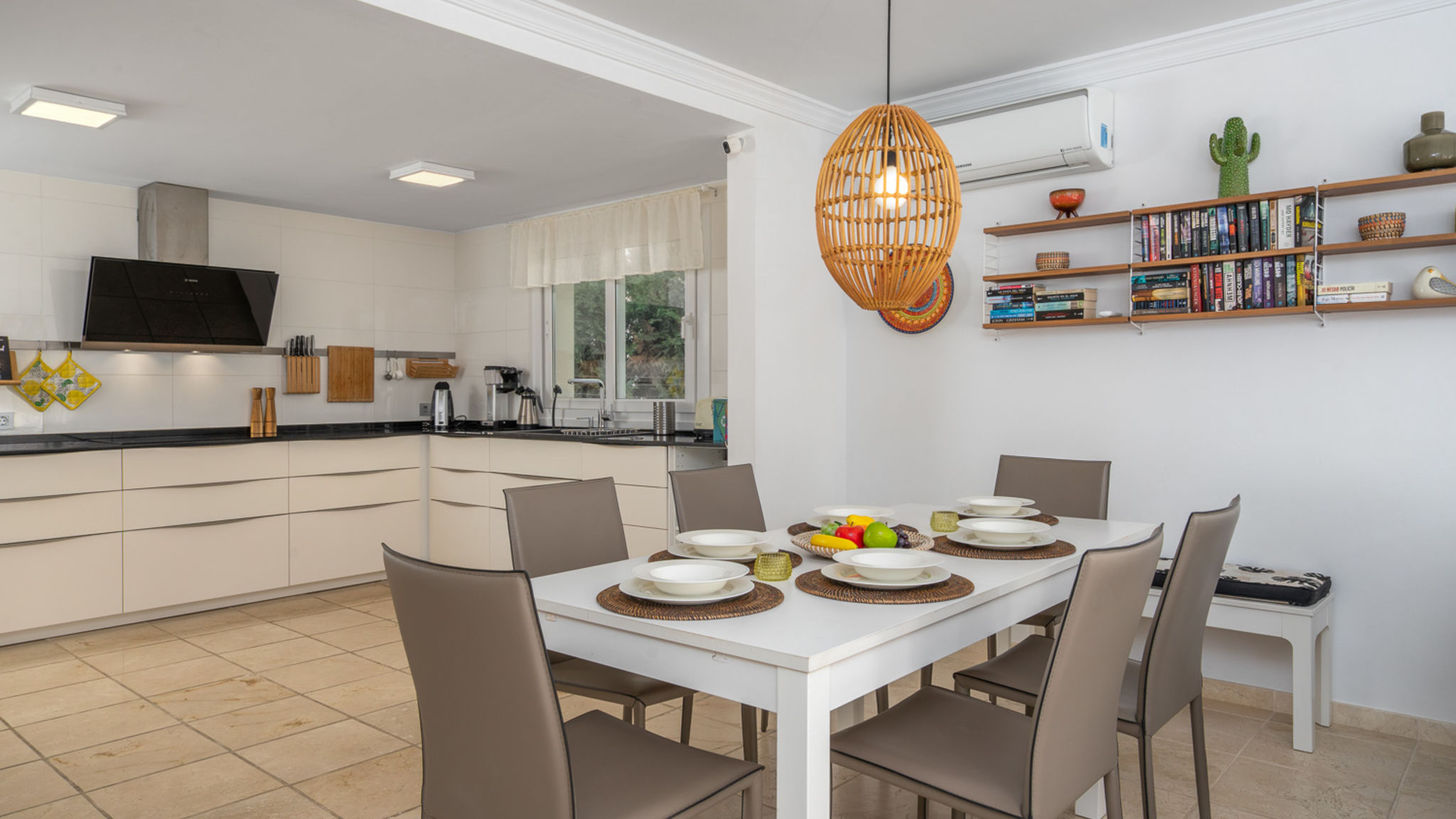 El Paraiso luxurious villa in Estepona Ref M3