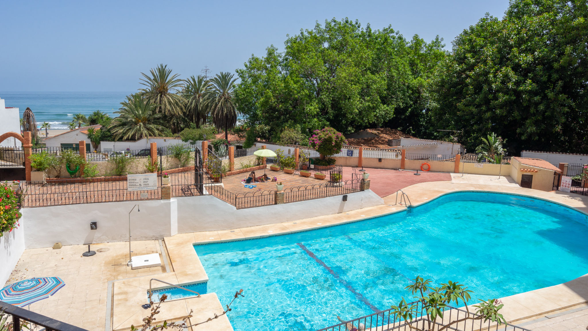Beachfront flat in Fuengirola Ref 129 (OLD)
