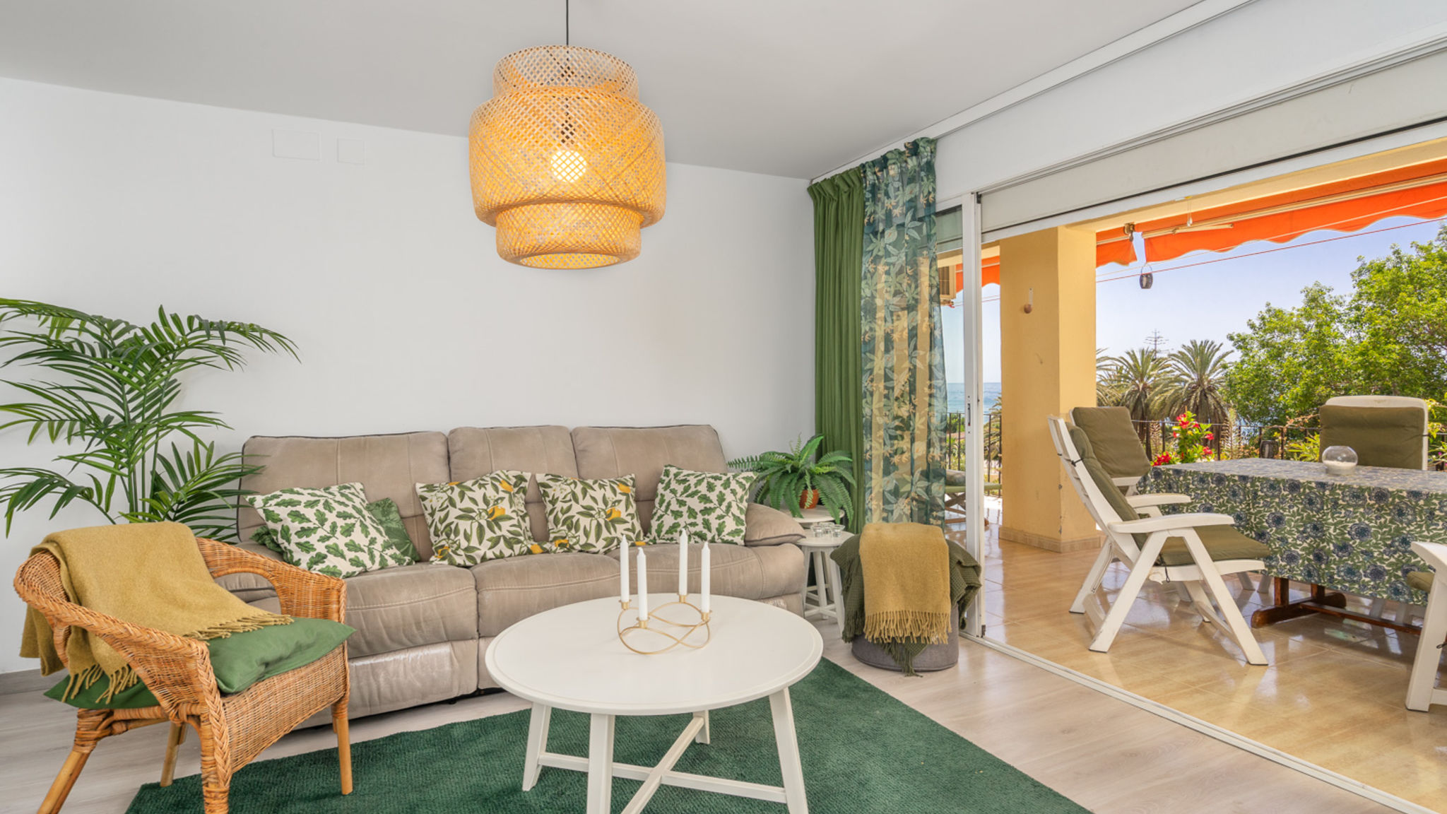 Beachfront flat in Fuengirola Ref 129 (OLD)
