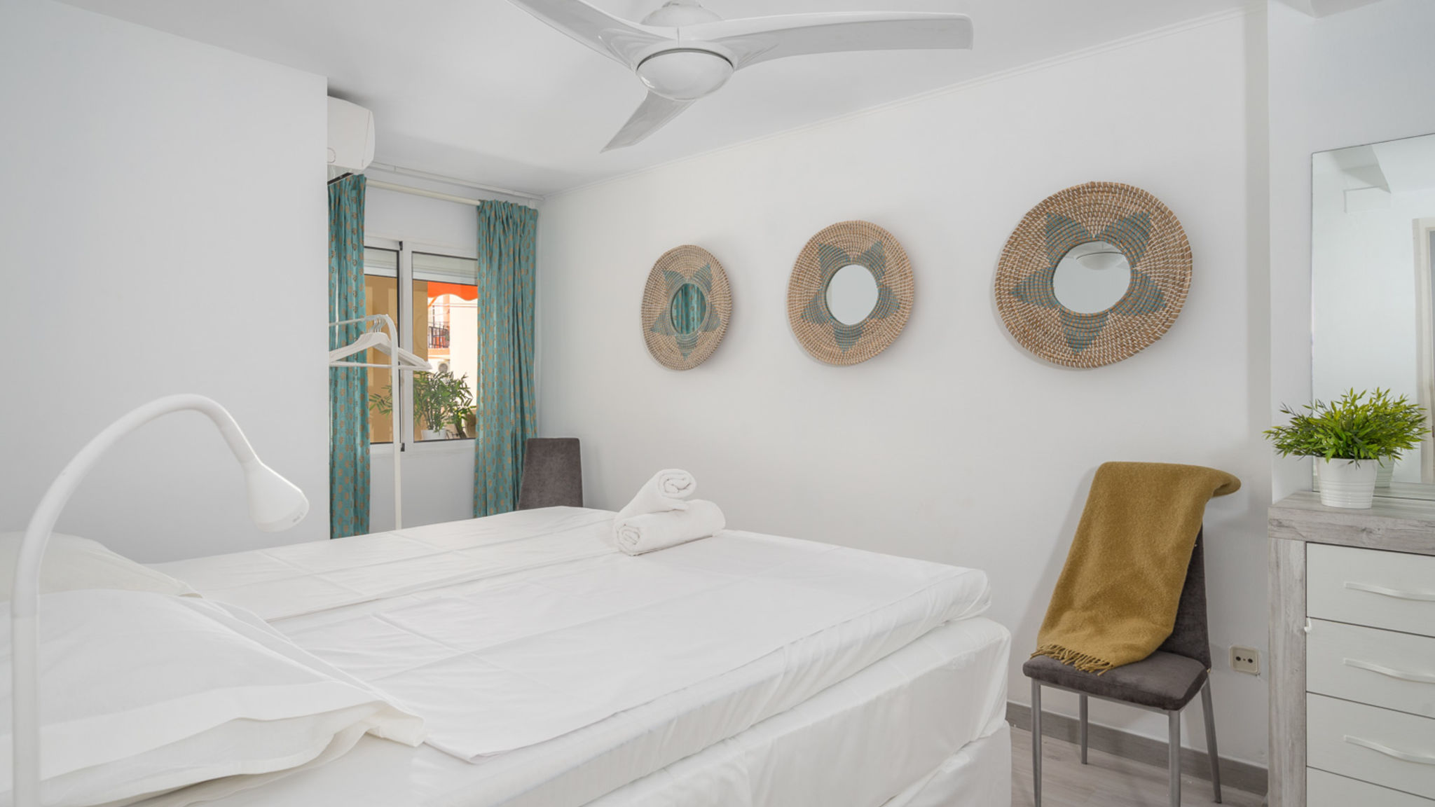 Beachfront flat in Fuengirola Ref 129 (OLD)