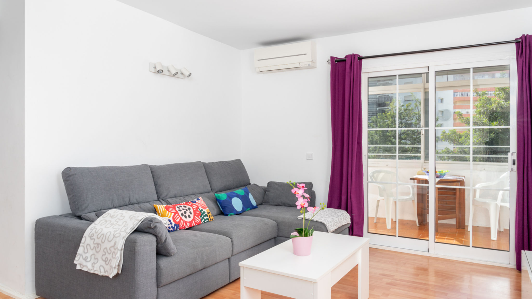Modern flat with pool in Los Boliches Ref 145