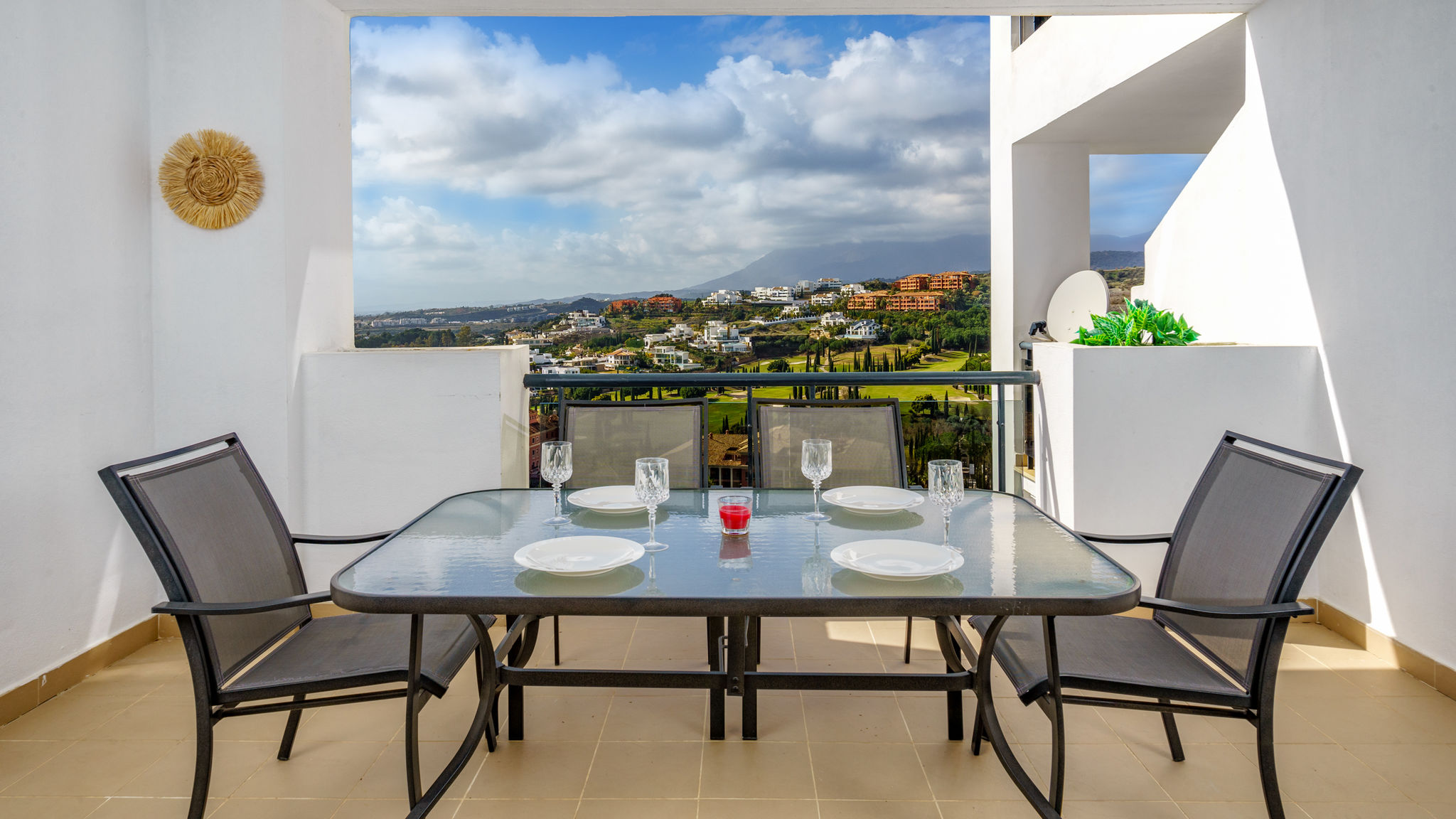 Lovely Seaview in Los Flamingos with pool Ref M19