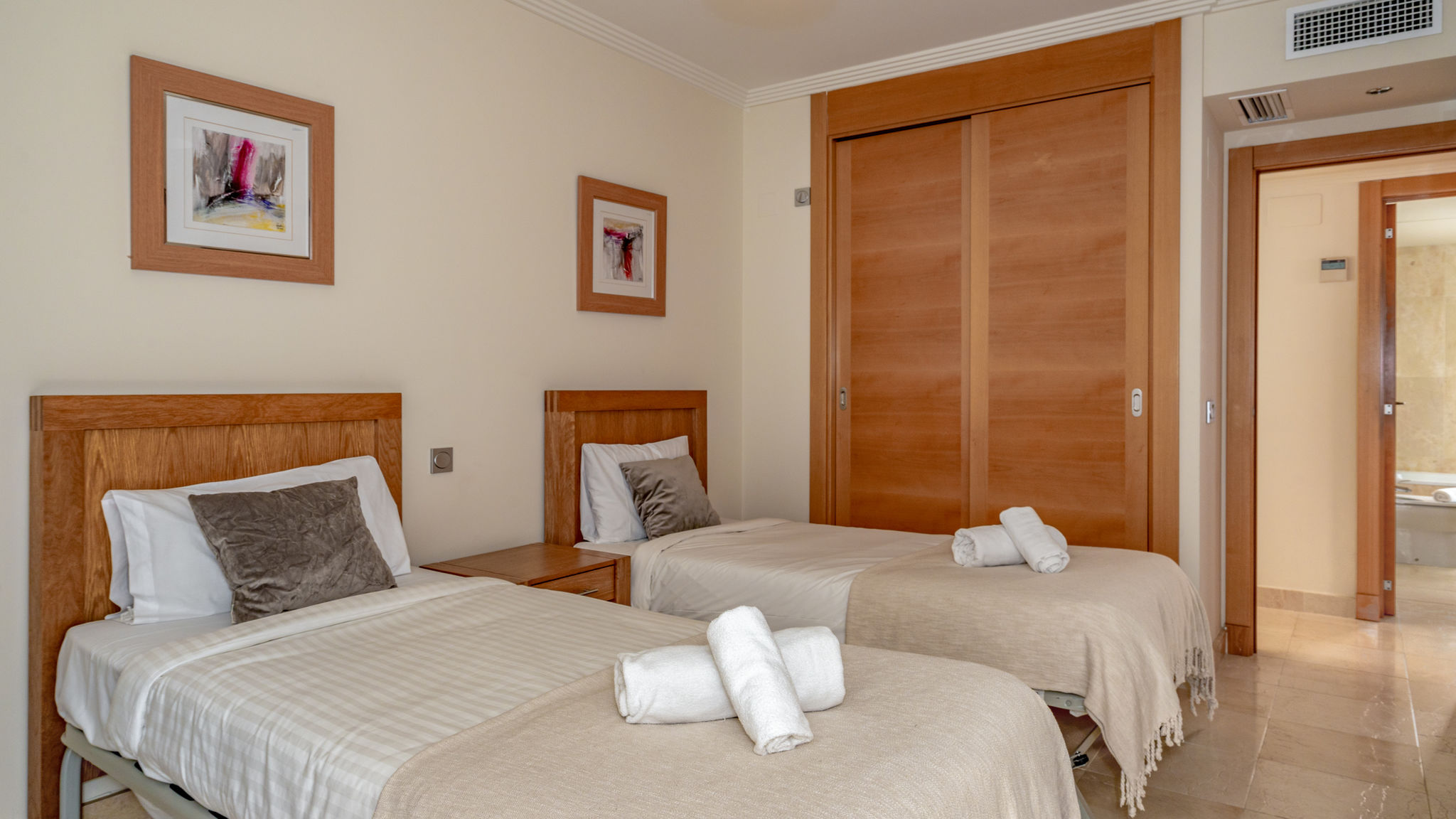 Lovely Seaview in Los Flamingos with pool Ref M19