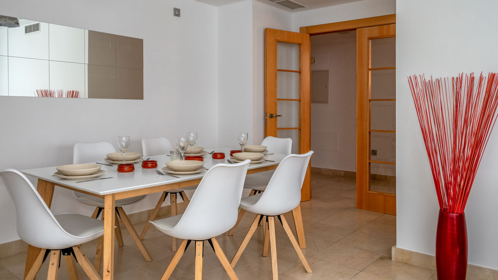 Stunning Apartment with Pool Ref M18