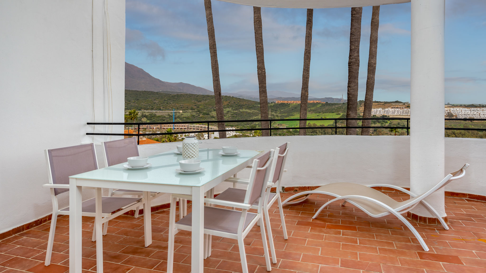 Estepona Golf apartment in Los Pintores Ref M20