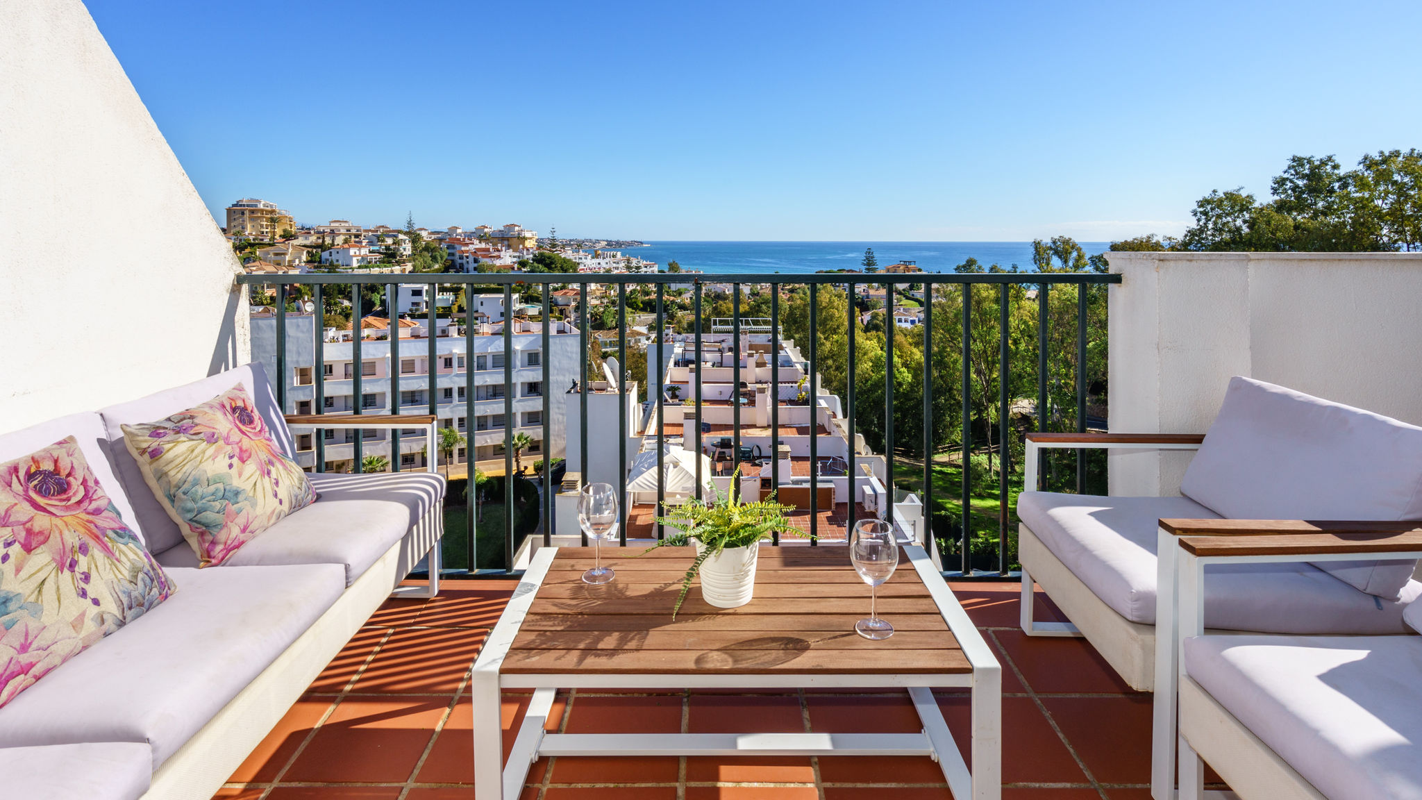 Seaview Penthouse in La Cala near the beach Ref 42 (OLD)