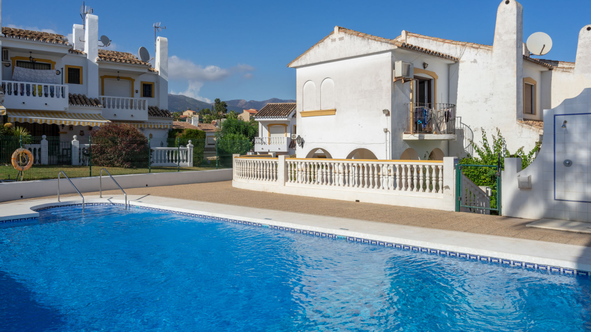 Lovely flat with pool near Fuengirola Ref 187