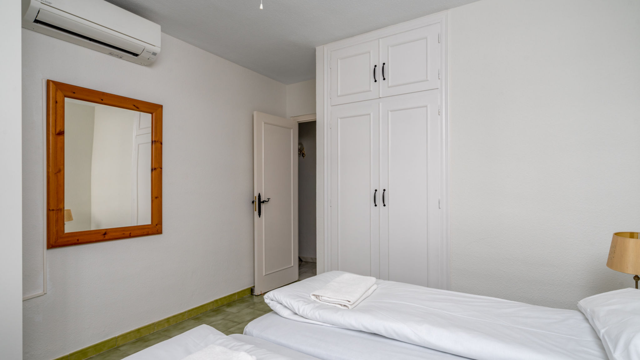 Lovely flat with pool near Fuengirola Ref 187