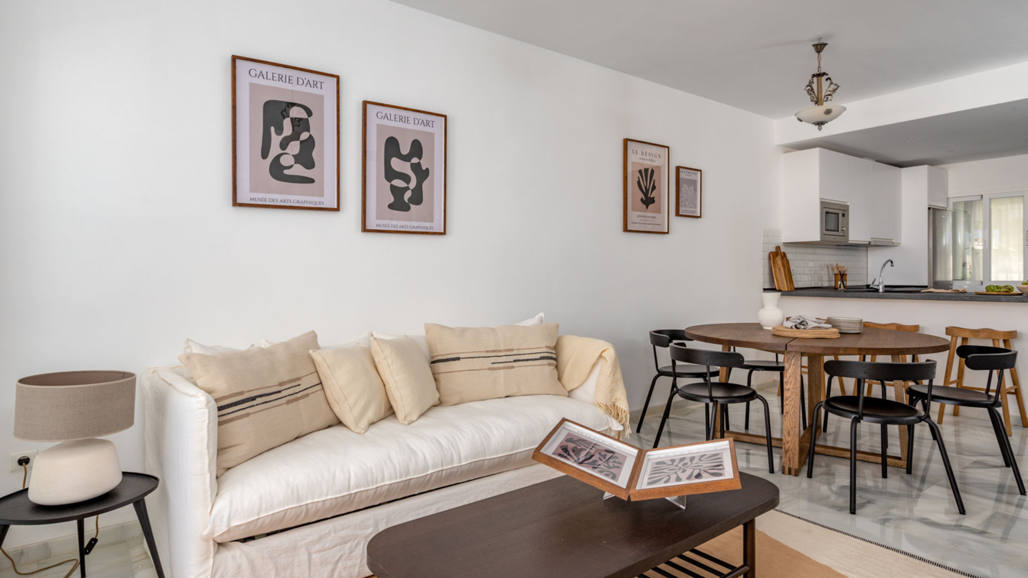 Magnificent apartment near beach Ref 78 (OLD)