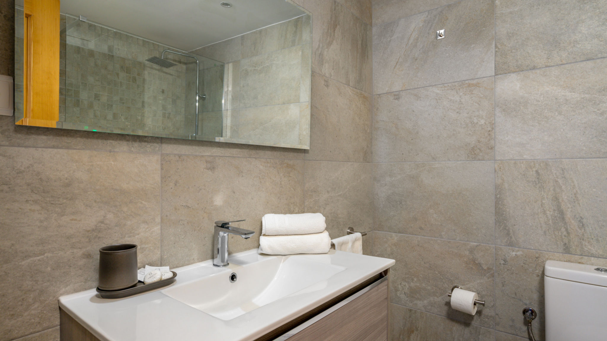 Magnificent apartment near beach Ref 78 (OLD)