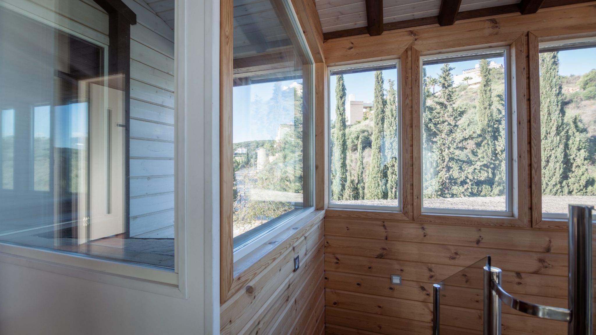 Marvellous villa with pool and sauna Ref 197
