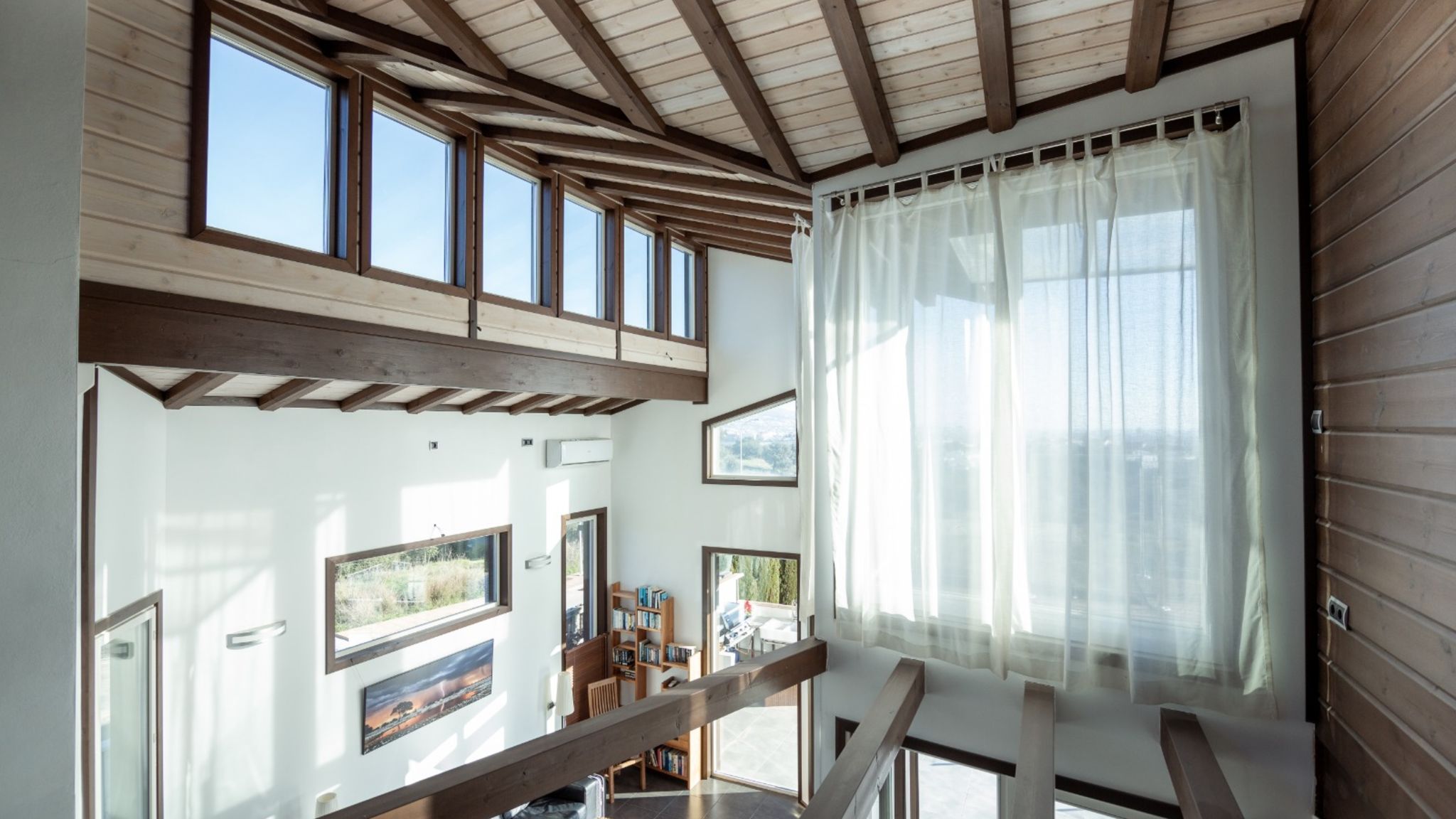 Marvellous villa with pool and sauna Ref 197