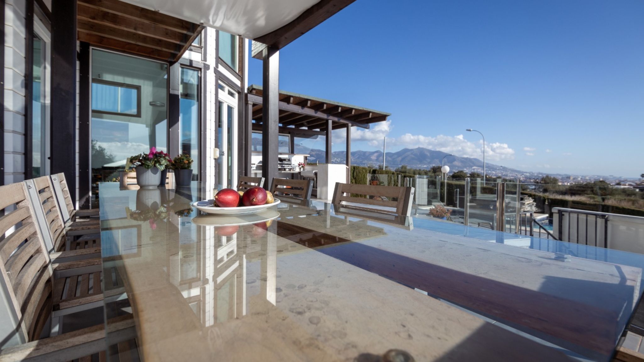 Marvellous villa with pool and sauna Ref 197