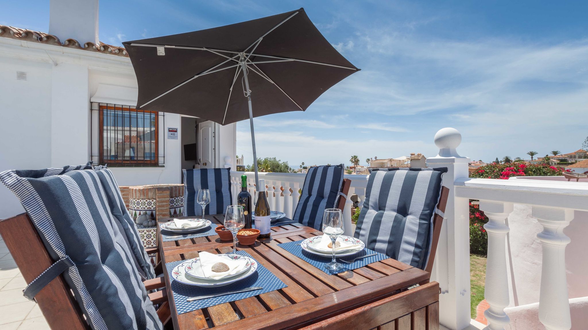 Stunning family villa with pool Ref 156