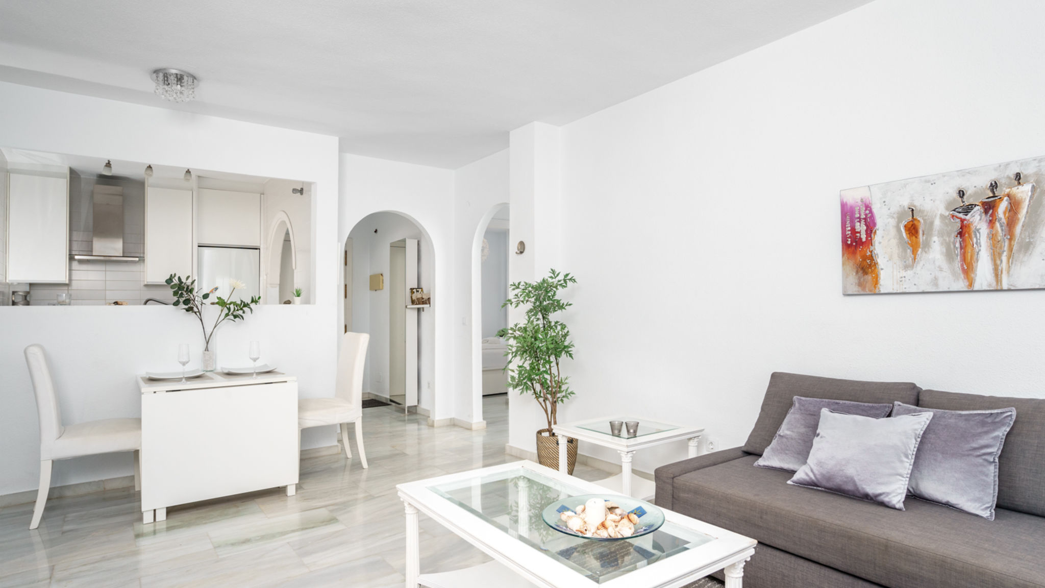 Stunning apartment with terrace and pool by Costarentals - Ref 71